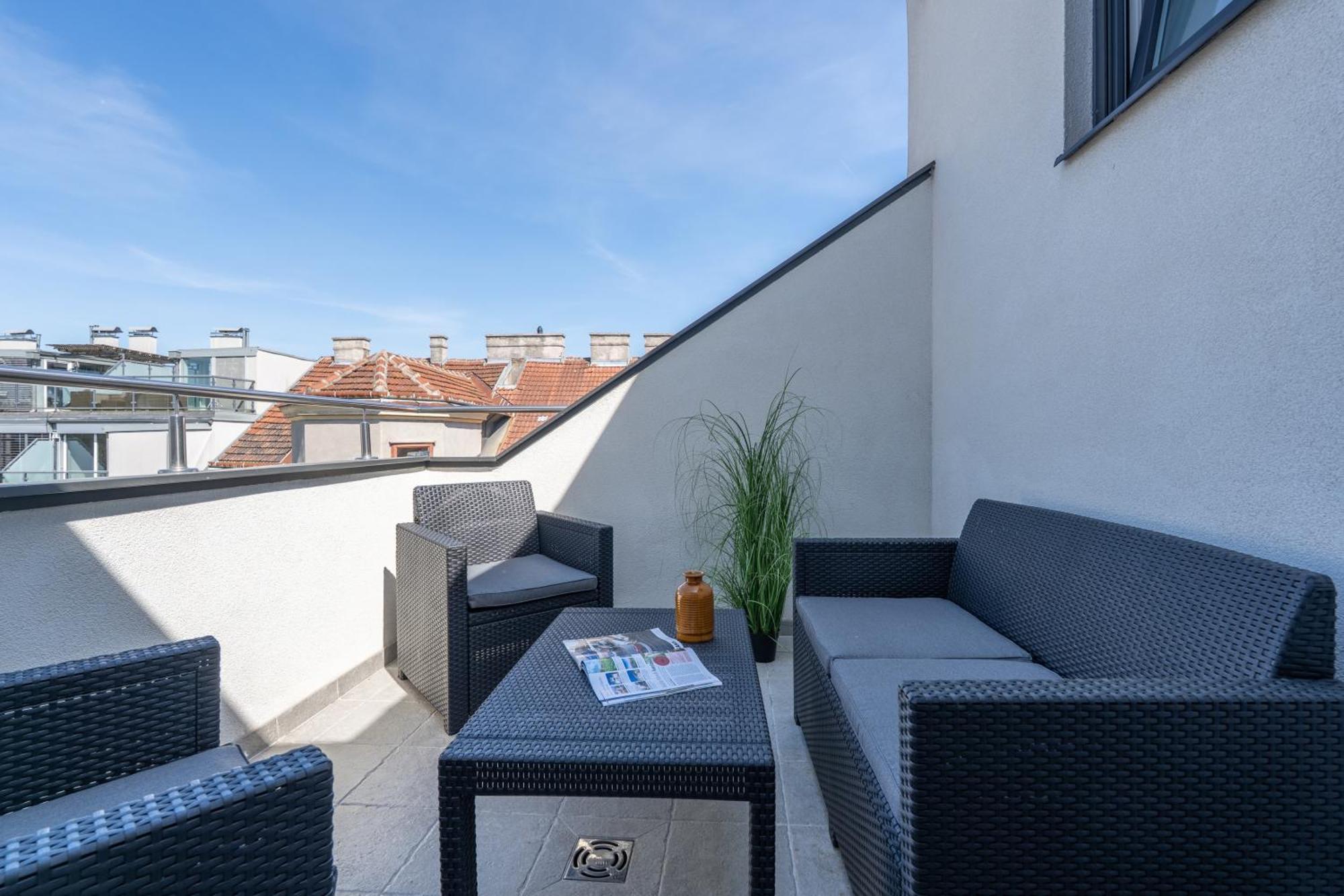 Schoenbrunn Apartmán *